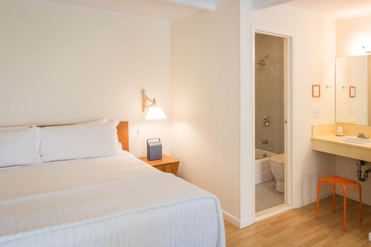 Sunset Beach Hotel Shelter Island Heights Экстерьер фото